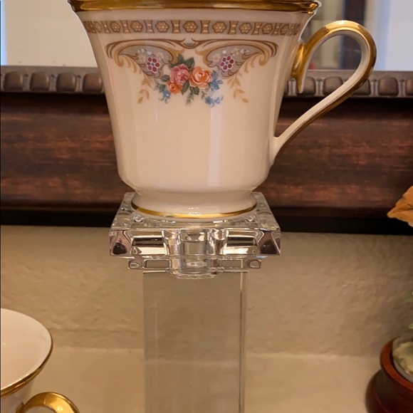 Lenox China- Vintage LOT 4 cups/saucers Lenox Versailles china - Picture 3 of 6